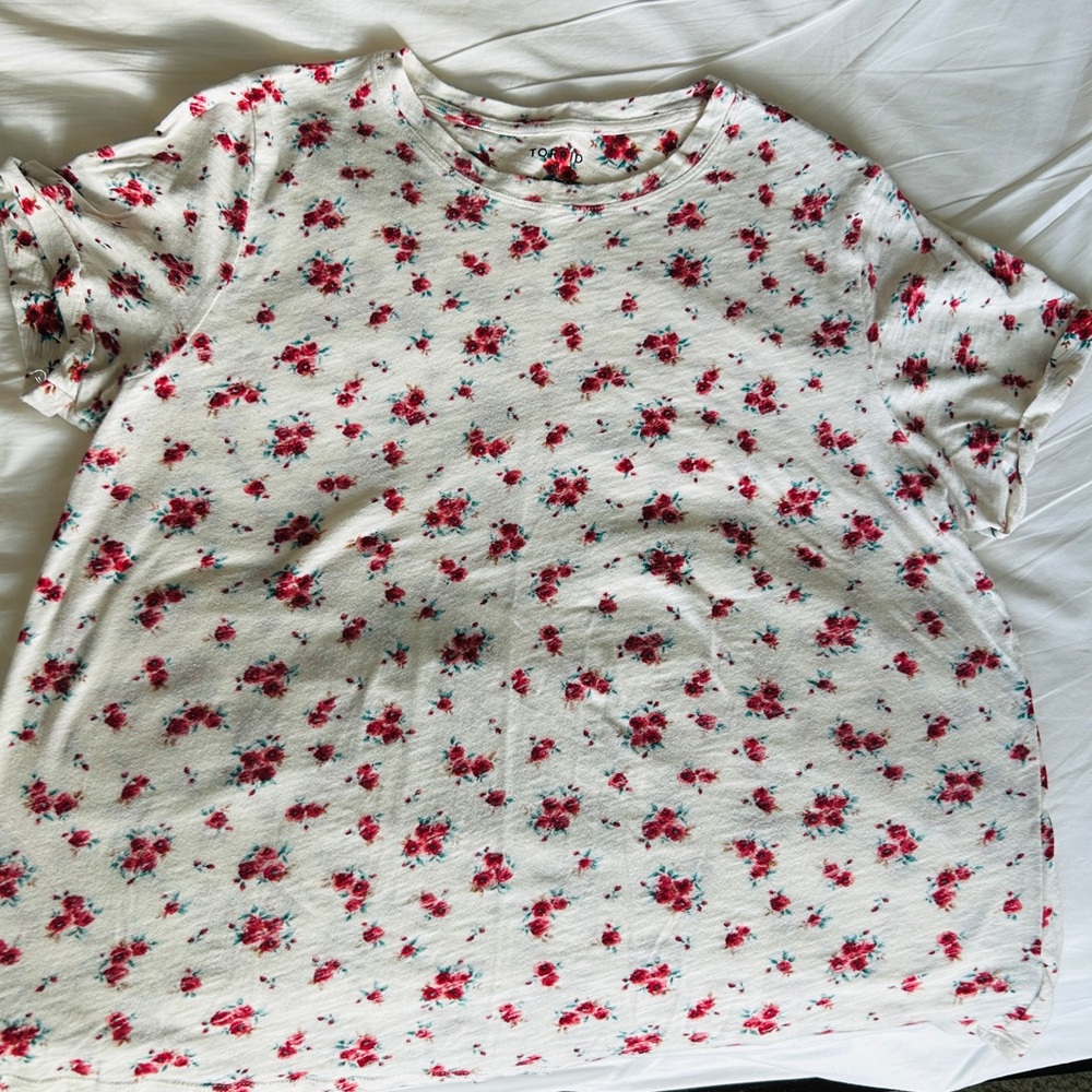 Torrid floral tee 00